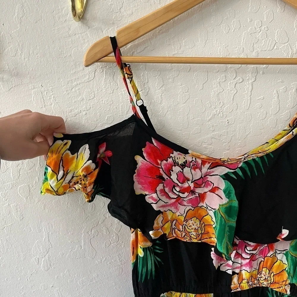 Old navy ruffled cold shoulder floral dress - Picture 8 of 10